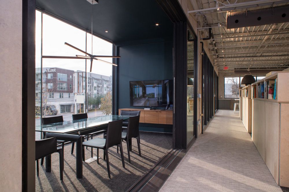 E. 7th Street Shared Office Space: 2120 E 7th St, Austin, TX 78702